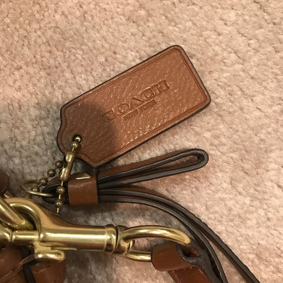Coach leather shoulder and crossbody bag - Picture 6 of 7